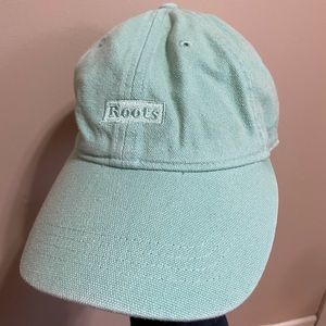 Roots hat